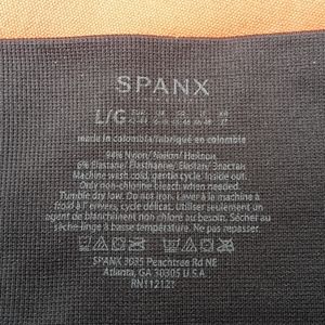 Authentic Spanx trimming leggings like NEW